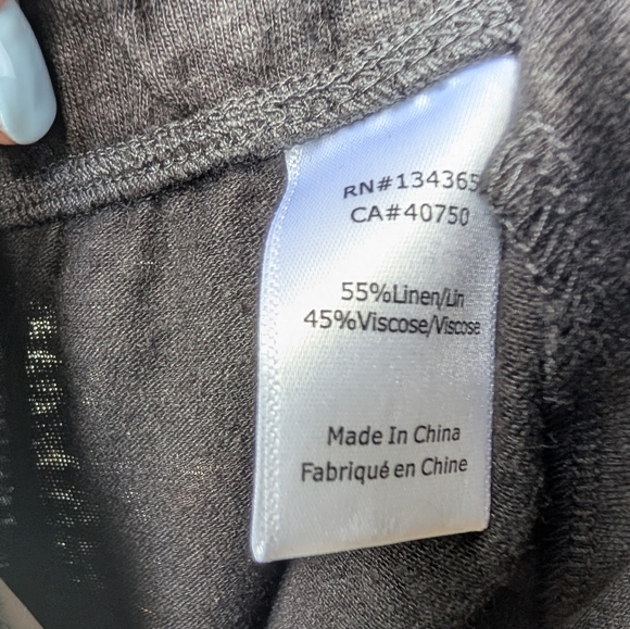 115-MarlaWynne Black Pleated Pants - Picture 3 of 3